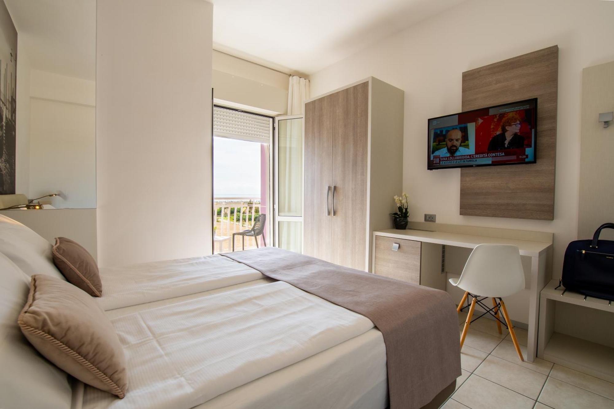 Hotel Lux Каорле Екстер'єр фото